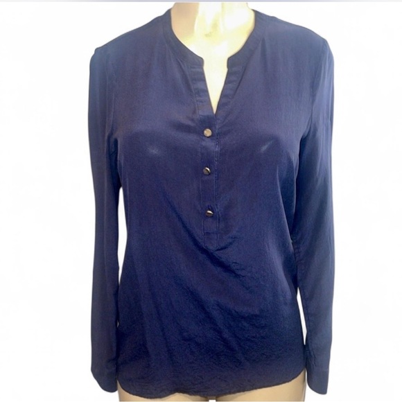 Banana Republic Tops - Banana Republic Navy Blue Silk V-Neck Blouse Size Small